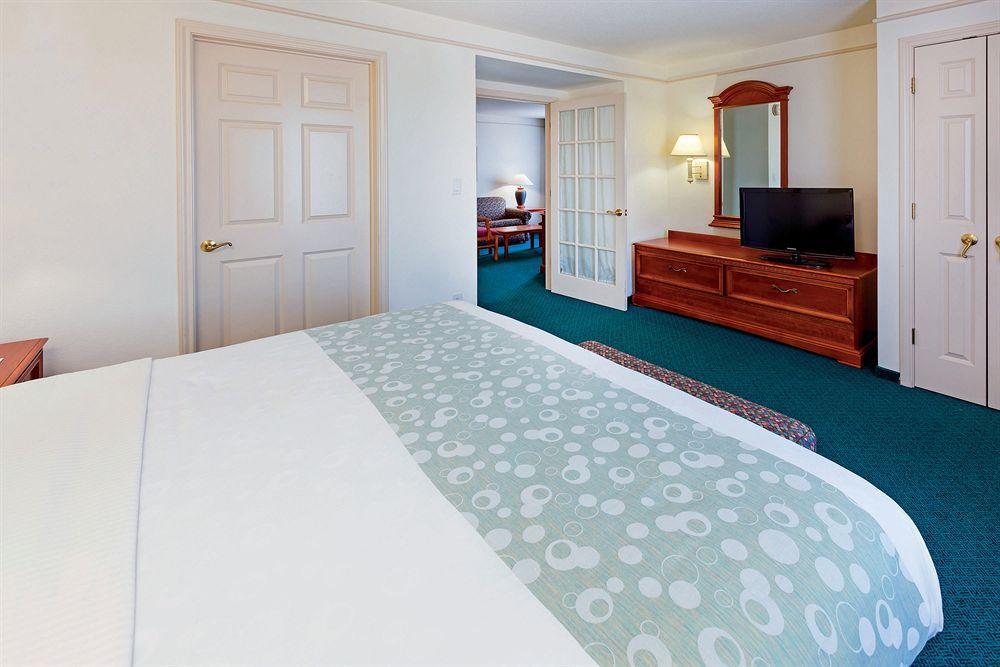 La Quinta By Wyndham San Antonio Airport Hotell Eksteriør bilde