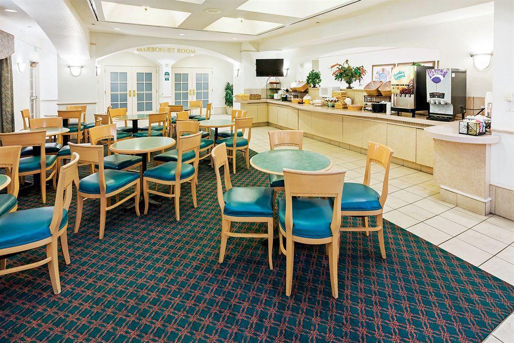 La Quinta By Wyndham San Antonio Airport Hotell Eksteriør bilde