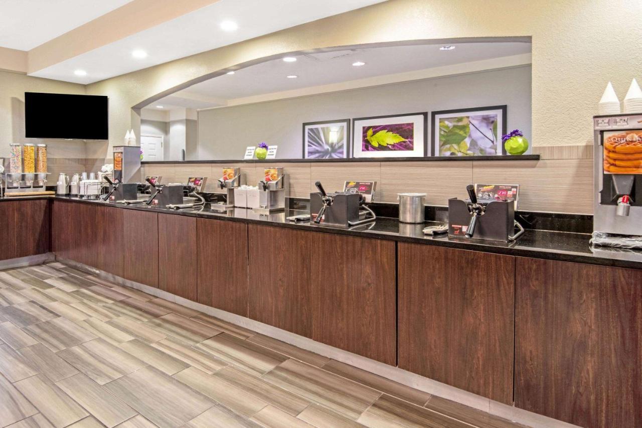 La Quinta By Wyndham San Antonio Airport Hotell Eksteriør bilde